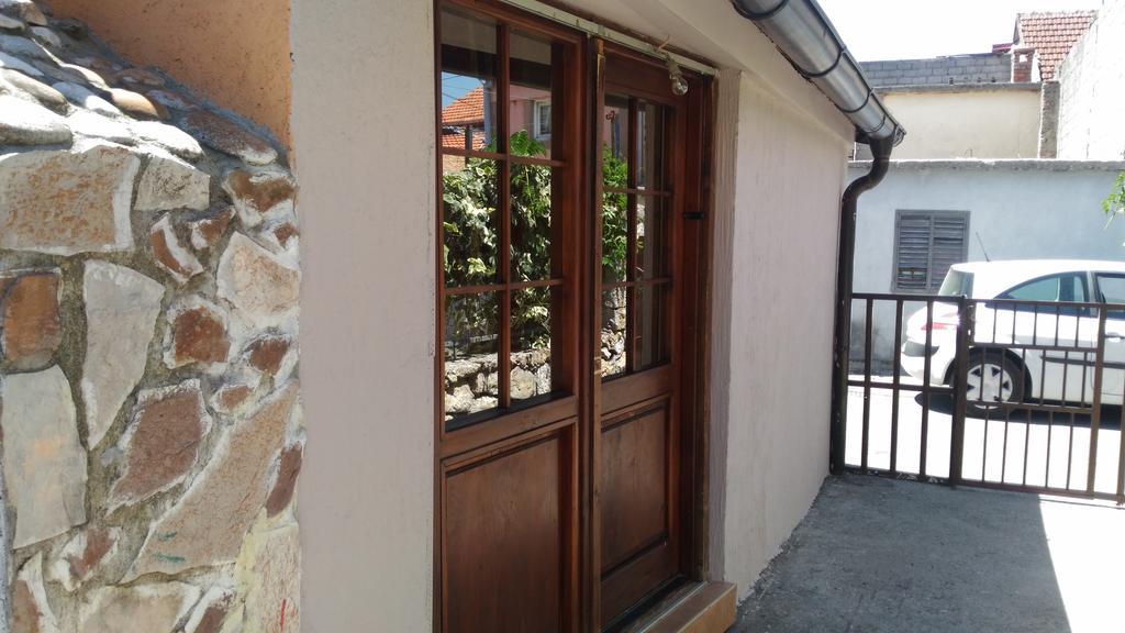 Apartment Luka Подгорица Екстериор снимка